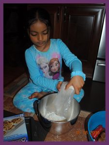 bakingcookies1